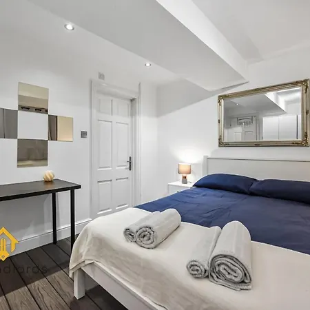 Exclusive 2bed 2bath Flat In Swiss Apartment *