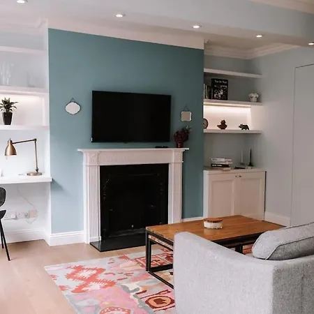 Vico Sapphire Sanctuary Apartment