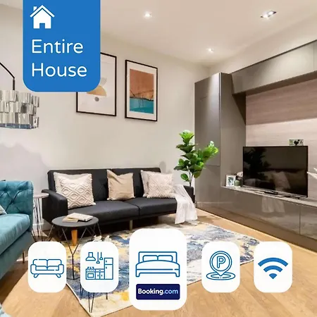 Camden Coach House By Livestay Short Lets & Serviced With Terrace Retreat & Parking