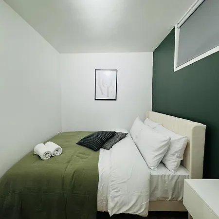 The Edge Ft5 Apartment *