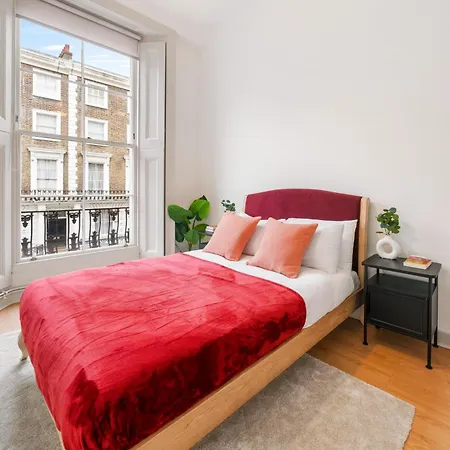 Apartment Winter Wonderland - Stunning Hyde Park 3 Bed