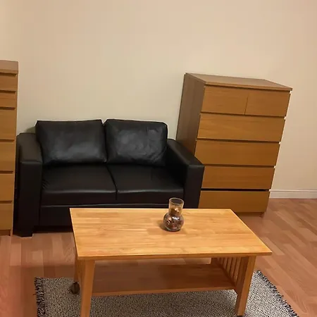 Napcastle Caledonian Park Guest house London