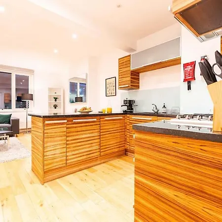Bright & Modern One Bedroom Flat In Farringdon Apartment