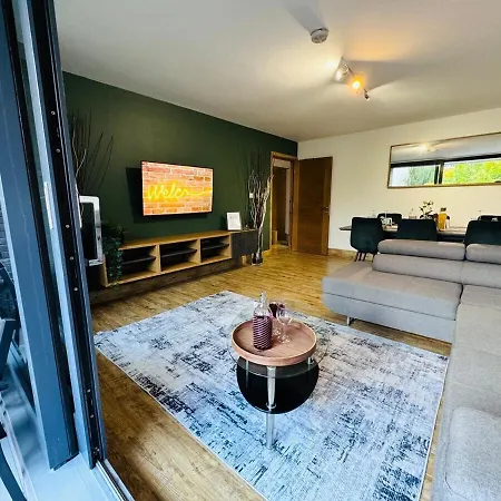 The Edge Ft4 Apartment London