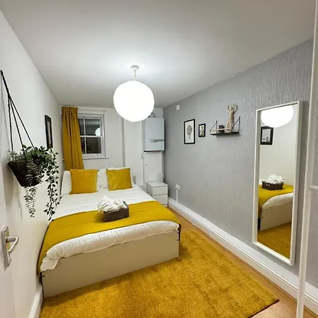 Shoreditch Luxe Retreat Apartment London