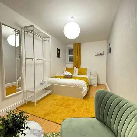 Shoreditch Luxe Retreat Apartment
