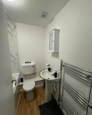 Modern 1 Bed Flat In London Apartment