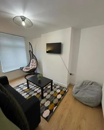 Apartment Modern 1 Bed Flat In London