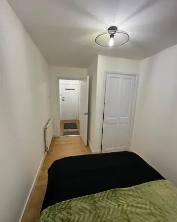 Apartment Modern 1 Bed Flat In London