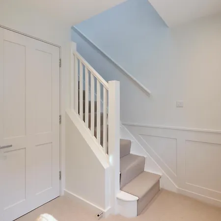 Apartment The Maida Hill Place - Homely 3bdr With Patio And Study London