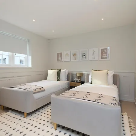 Apartment The Maida Hill Place - Homely 3bdr With Patio And Study