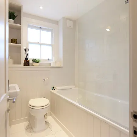 The Maida Hill Place - Homely 3bdr With Patio And Study Apartment *