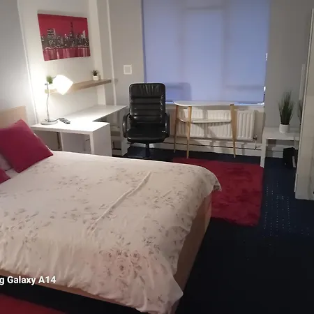 63 John Aird Court * London