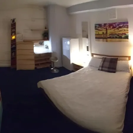 Homestay 63 John Aird Court *