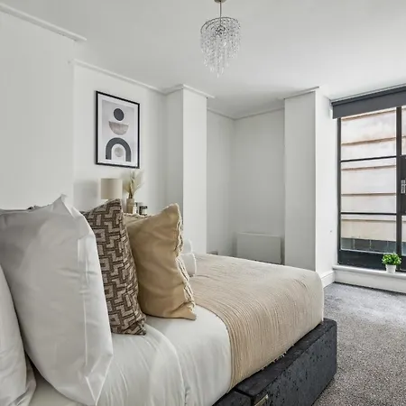 Holborn & With Patio - Cityapartmentstay Apartment