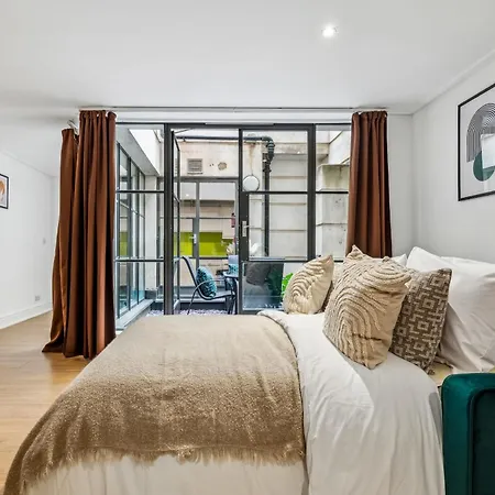 Apartment Holborn & With Patio - Cityapartmentstay *