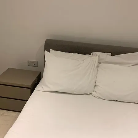Grandeaur 2-bedrooom In Royal Asenal With Riverview