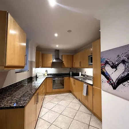 Stunning Duplex Penthouse With Shard Views *
