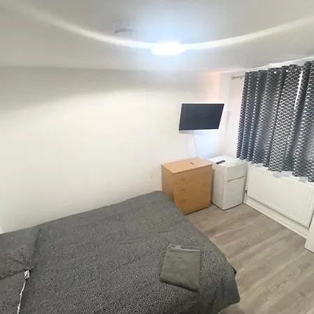 Lodge The Heathrow London Uk Harmondsworth