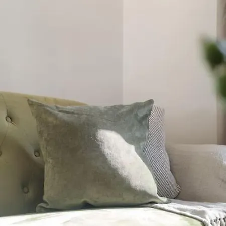 King's Cross Townhouse - Contemporary Garden Flat London