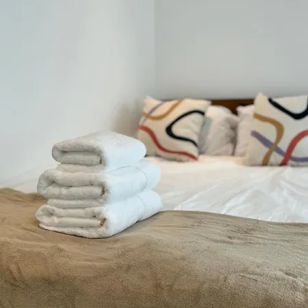 Apartment New 2 Bedroom, 2 Bathroom Flat In Fulham
