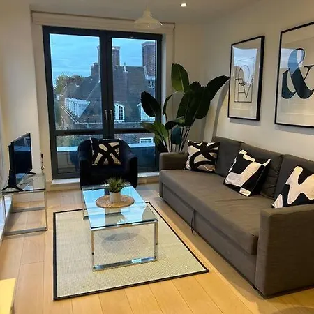 Apartment Stylish Penthouse London-zone 1 London