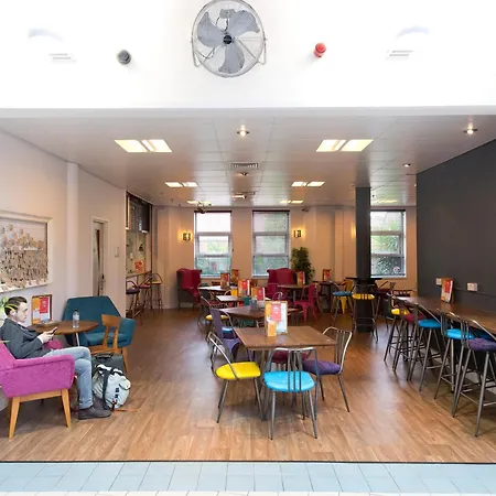 Ostello Yha Thameside *
