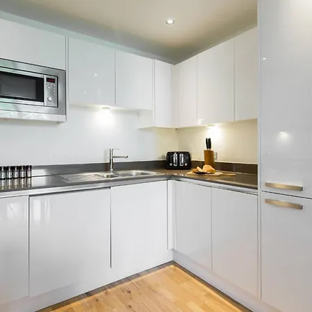 Apartment Wild Roses Serviced - Greenwich