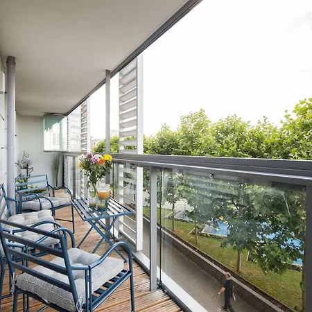 Apartment Wild Roses Serviced - Greenwich *