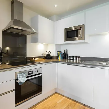 Apartment Wild Roses Serviced - Greenwich