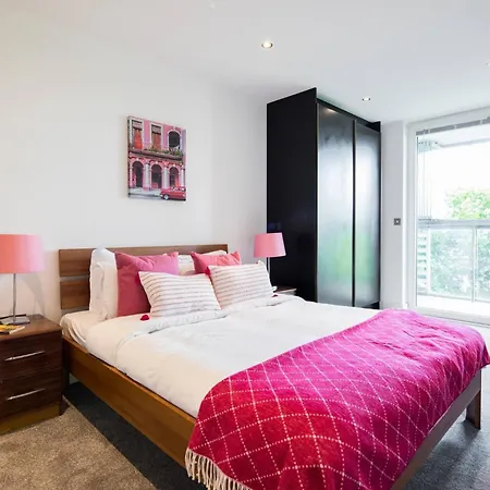 Apartment Wild Roses Serviced - Greenwich London