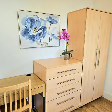 King's Cross & Angel Area, 4 Bedrooms With 7 Beds & Private Rooftop - Walk To St Pancras International