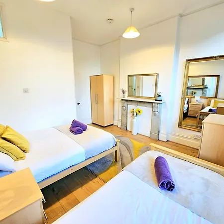 King's Cross & Angel Area, 4 Bedrooms With 7 Beds & Private Rooftop - Walk To St Pancras International *