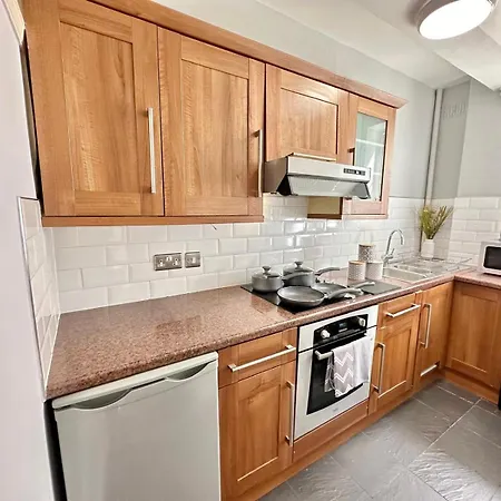 Apartment Hyde Park One Bedroom London