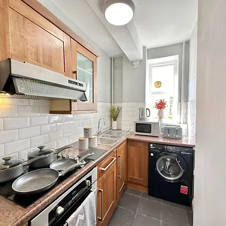 Apartment Hyde Park One Bedroom *