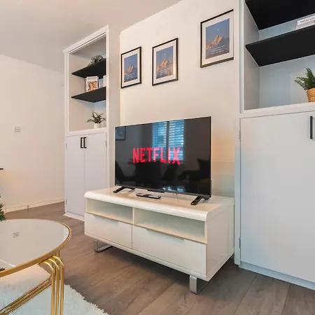Apartment Fulham Serviced Apartment, Sleeps 6 Wifi Parking