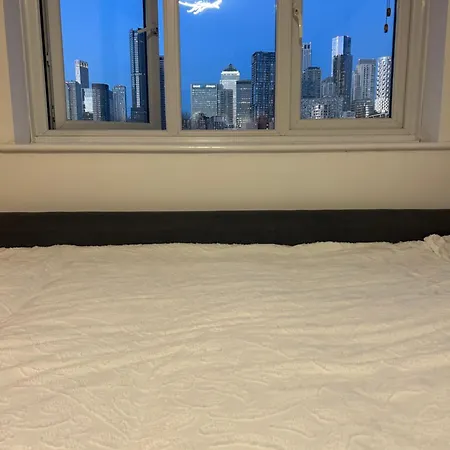 Apartment Beautiful View Near Canary Wharf London