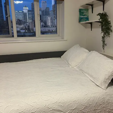 Apartment Beautiful View Near Canary Wharf London
