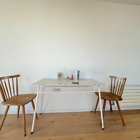Apartment Sunfilled 2bd Hideaway By Victoria Park *