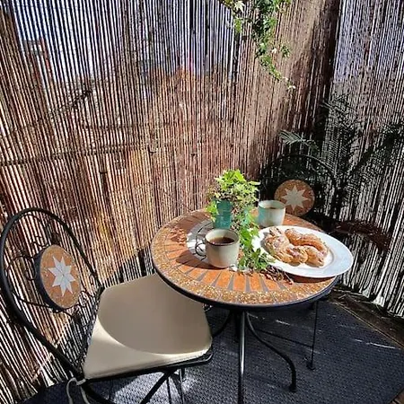 Balcony Flat In Victorian West Kensington Mansion