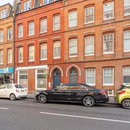 Flat In Victorian West Kensington Mansion With Balcony Apartment London