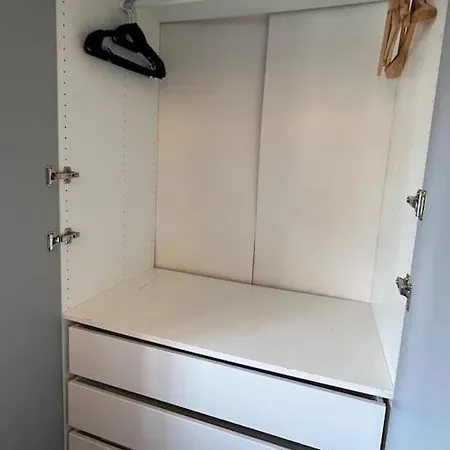 Flat In Victorian West Kensington Mansion With Balcony *