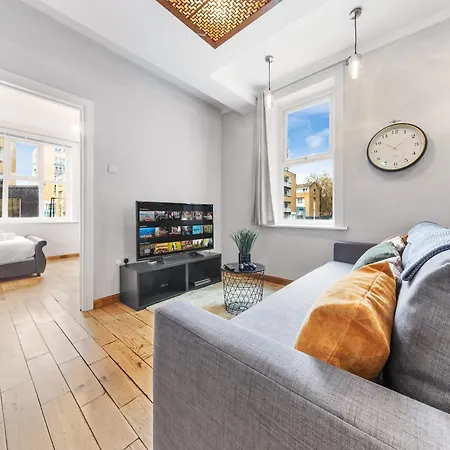 Stylish 1 Bed Canary Wharf - Perfect For Corporate & Tourists *