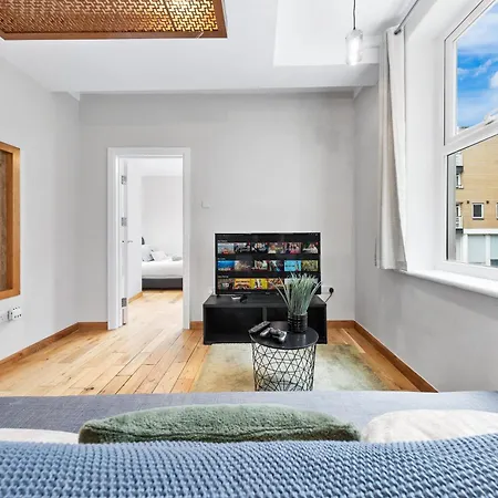 Stylish 1 Bed Canary Wharf - Perfect For Corporate & Tourists London