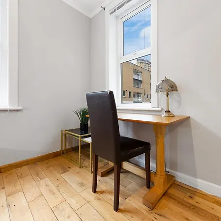 Stylish 1 Bed Canary Wharf - Perfect For Corporate & Tourists