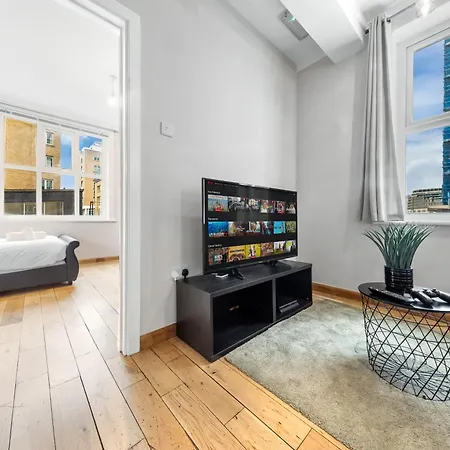 Apartment Stylish 1 Bed Canary Wharf - Perfect For Corporate & Tourists London