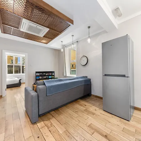 Stylish 1 Bed Canary Wharf - Perfect For Corporate & Tourists *