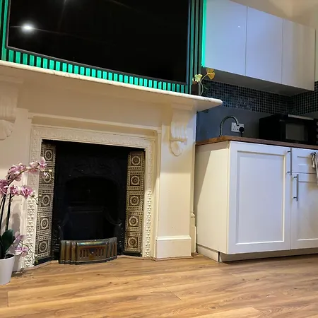 Zee Homes W6 Appartement