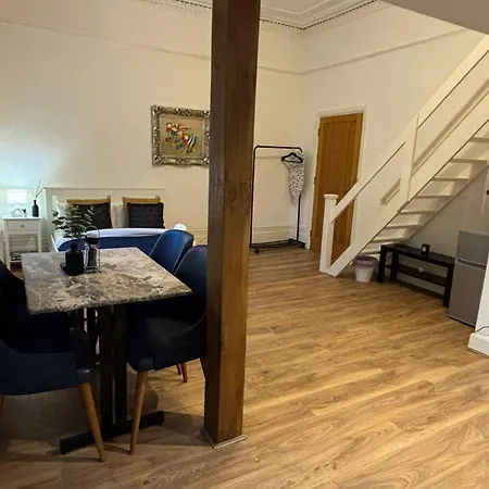 Zee Homes W6 Appartement Londen