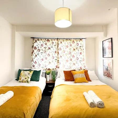 Holiday home Warland House By Smart Corporate London
